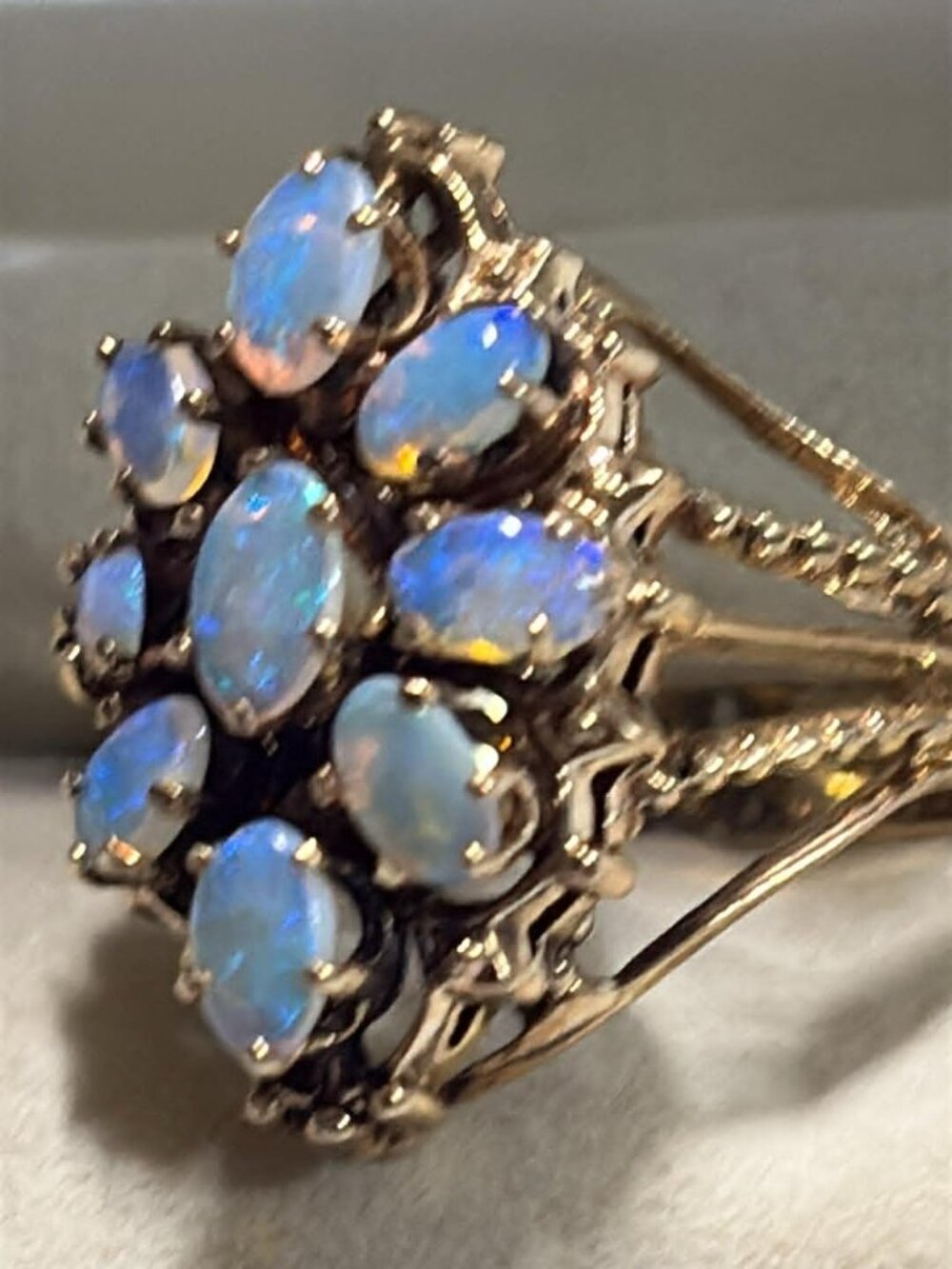 The Montvale Ladies Ring